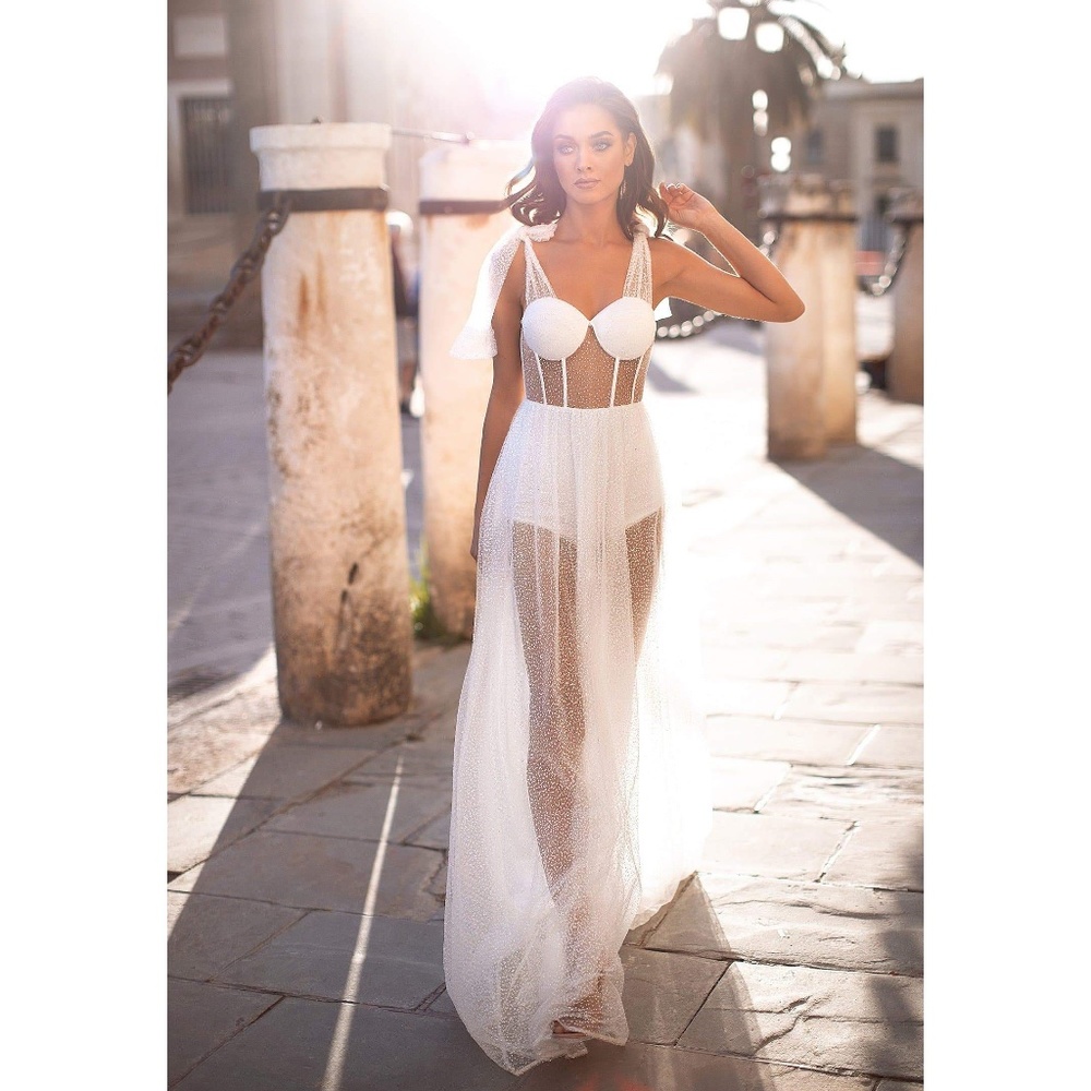 NWT Alamour the Label LAURINDA dress